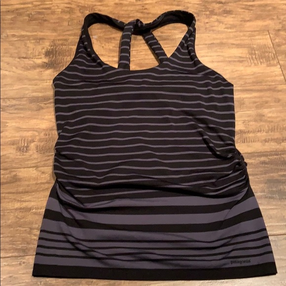 Patagonia top